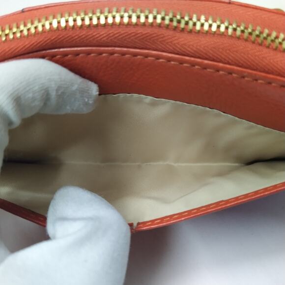 Coach Ashley Red Leather Zip Around Credit Card Wallet - Picture 9 of 16